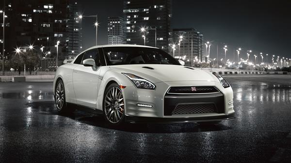 2016-nissan-gtr- 2016-nissan-gtr-