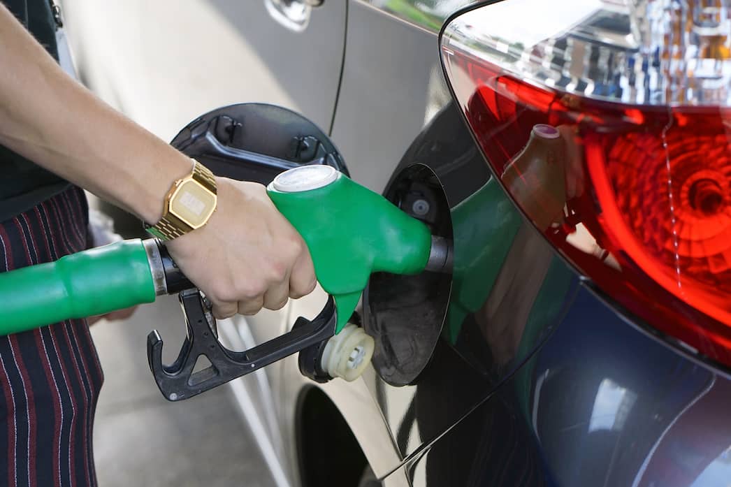 8 tips for saving money on petrol this year