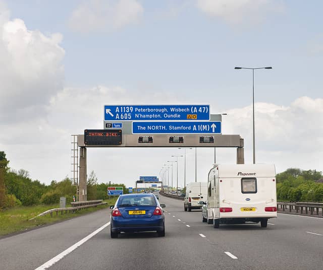 Middle-Lane-hogging Middle-Lane-hogging
